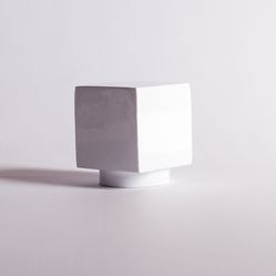 Ponteira Cubo Maciça para Varão de 19mm Branca