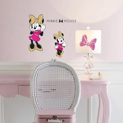 Adesivo de Parede - Auto Colante - Minnie Mouse com glitter - 22,9cm x 44,1cm