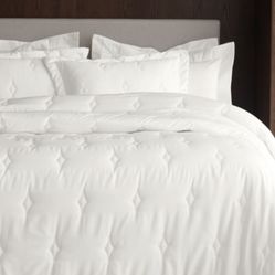 Cobre-Leito Queen Trussardi Belluzi Branco 600 Fios 290x260cm