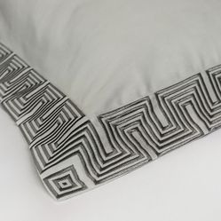 Jogo de cama Queen Bordado The Skyline Bege 300 Fios 2,40x2,60 c/ 4 pçs