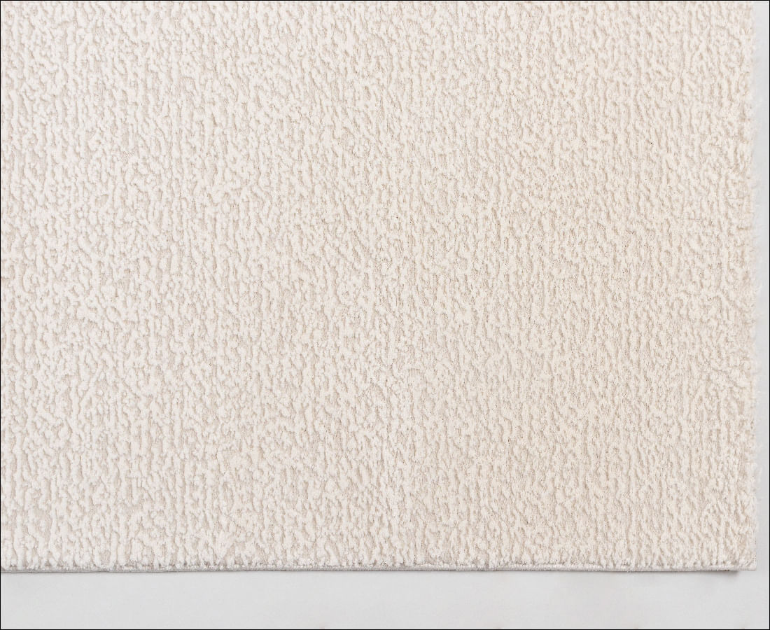 Tapete Pelo Alto Edantex Rafinatto 01 Off White 200 Redondo/ Wiler